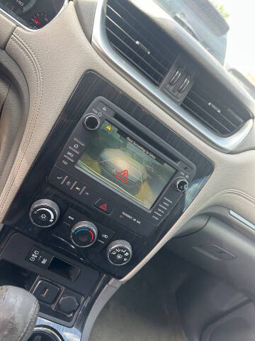 2017 Chevrolet Traverse LT