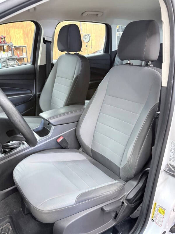 2017 Ford Escape S