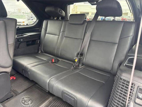 2023 Toyota Sequoia SR5