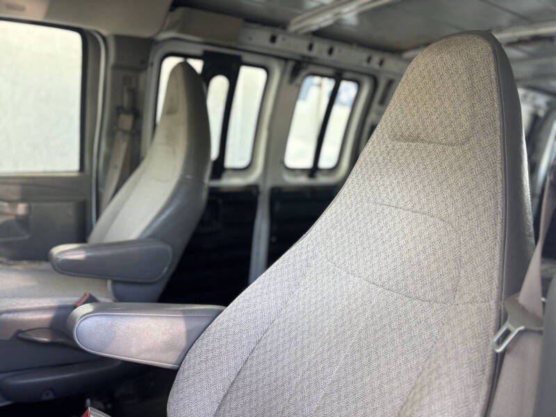 2019 GMC Savana 2500