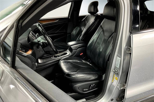 2019 Lincoln MKC Select