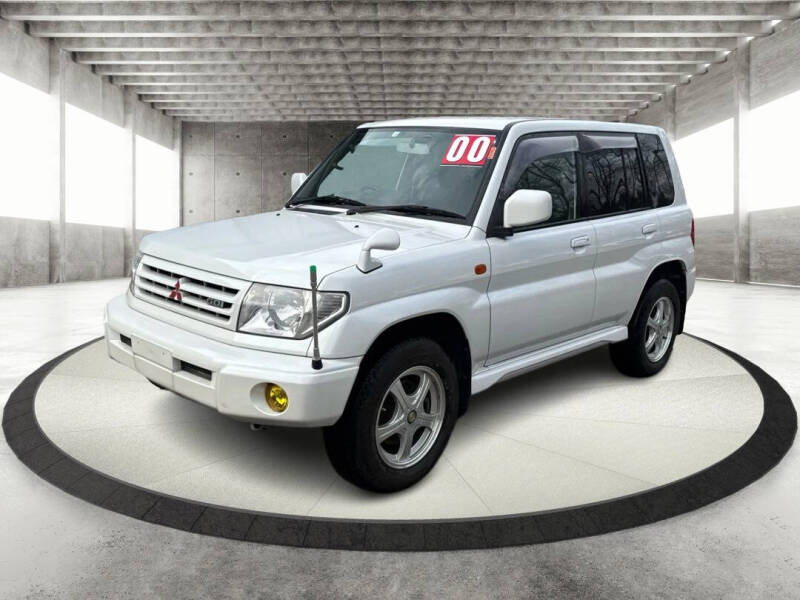 2000 Mitsubishi Pajero