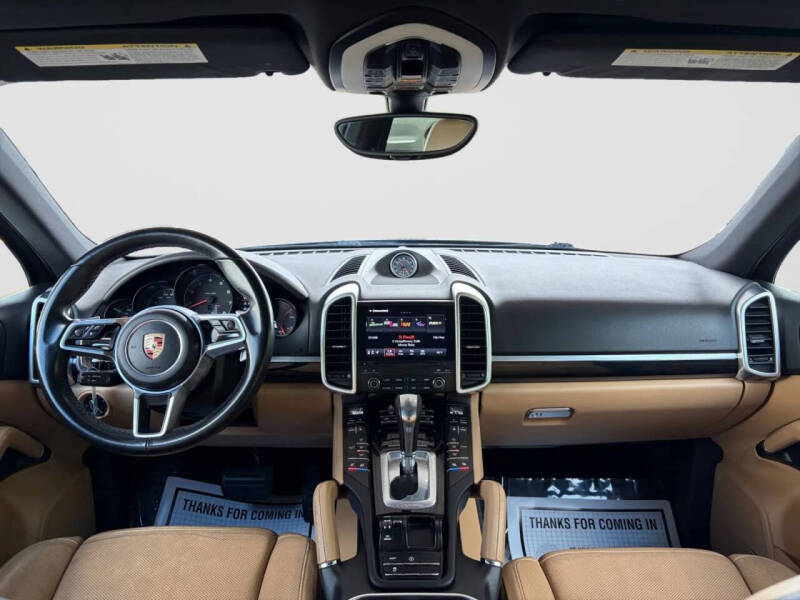 2017 Porsche Cayenne