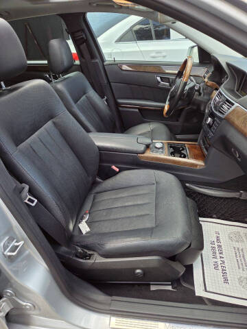 2011 Mercedes-Benz E-Class E 550 Luxury 4MATIC