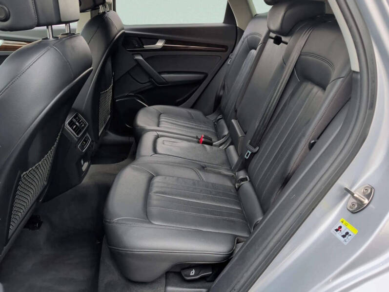 2019 Audi Q5 quattro Premium 45 TFSI