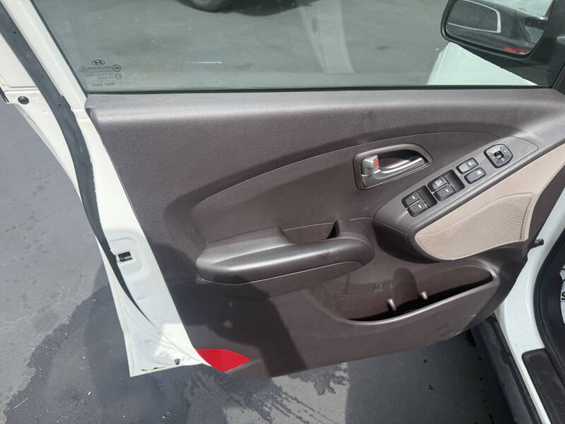 2012 Hyundai Tucson GL
