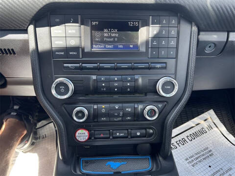 2016 Ford Mustang V6