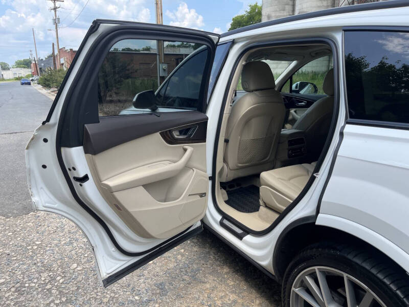 2019 Audi Q7 quattro Prestige 55 TFSI