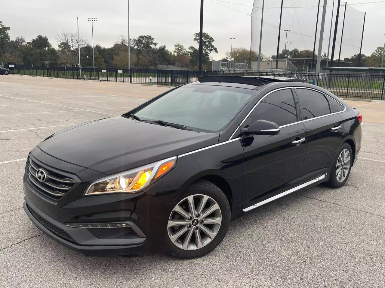 2016 Hyundai SONATA for sale at MOTOR VILLAGE LLC in Houston, TX