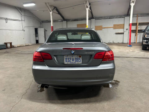2011 BMW 3 Series 328i
