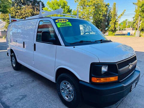 2017 Chevrolet Express 2500