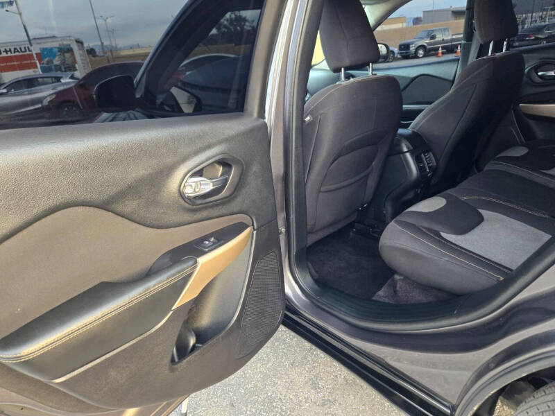 2018 Jeep Cherokee Tech Connect