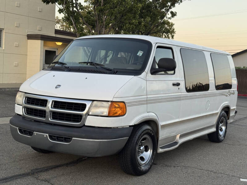 2000 Dodge Ram Van 1500