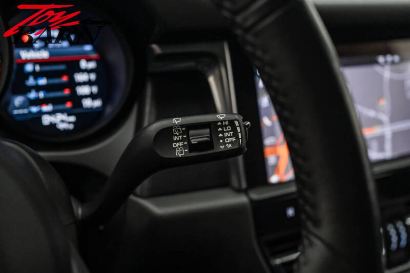 2023 Porsche Macan GTS