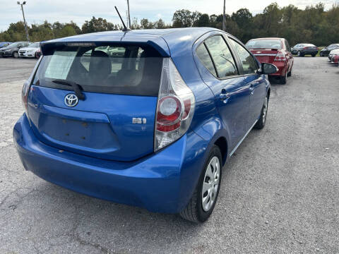 2014 Toyota Prius c Two