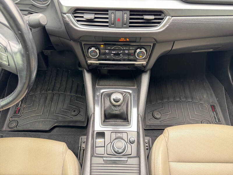 2016 Mazda MAZDA6 i Touring