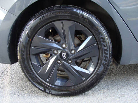 2023 Hyundai Elantra