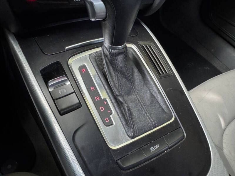 2011 Audi A5 2.0T quattro Premium Plus