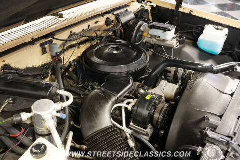 1987 GMC Suburban R1500