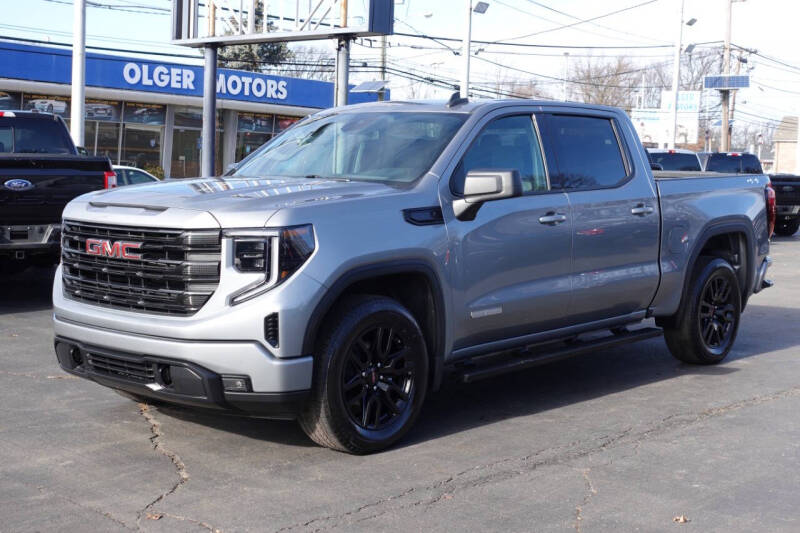 2023 GMC Sierra 1500 Elevation Standard