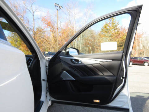 2022 Infiniti Q50 Luxe