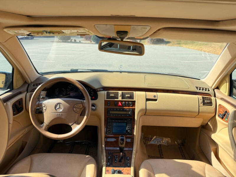 2002 Mercedes-Benz E-Class E 320 4MATIC