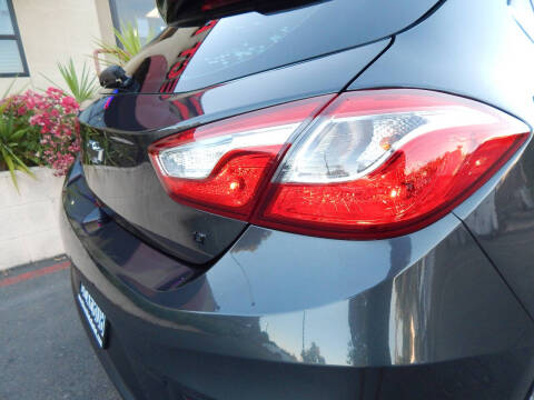 2018 Chevrolet Cruze LT Manual