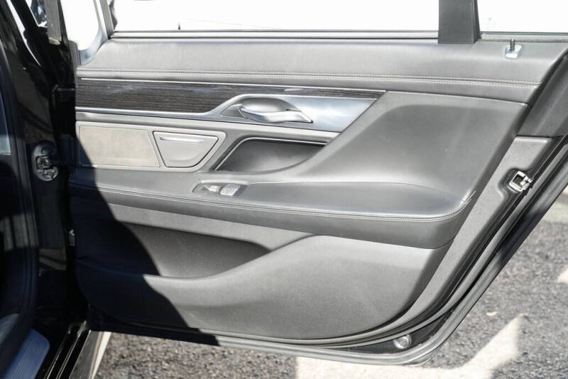 2016 BMW 7 Series 750i xDrive