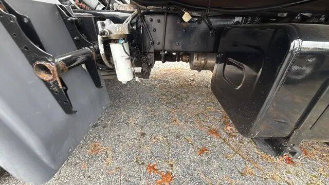 2018 Peterbilt 220