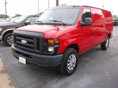 2014 Ford E-Series for sale at Village Auto Outlet in Milan IL