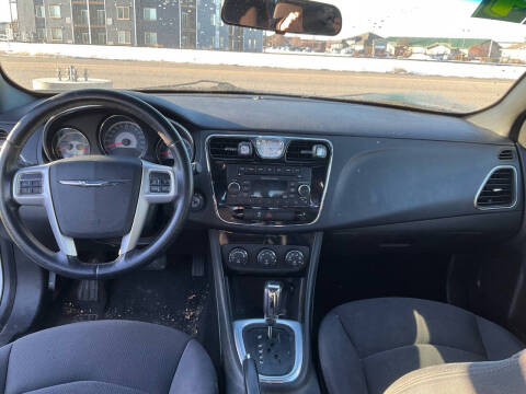 2014 Chrysler 200 Touring