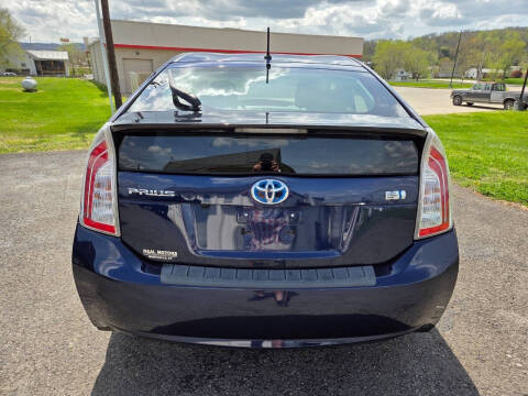 2014 Toyota Prius Two