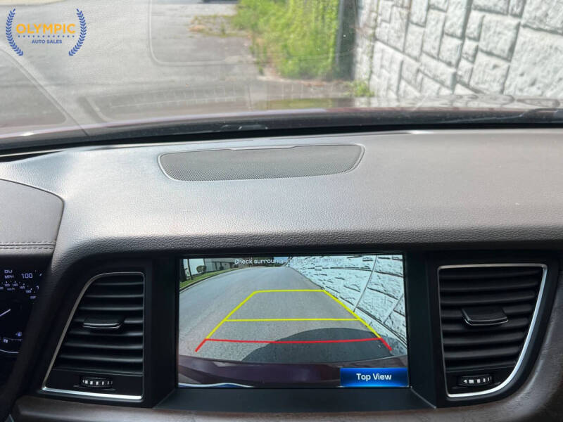 2015 Hyundai Genesis