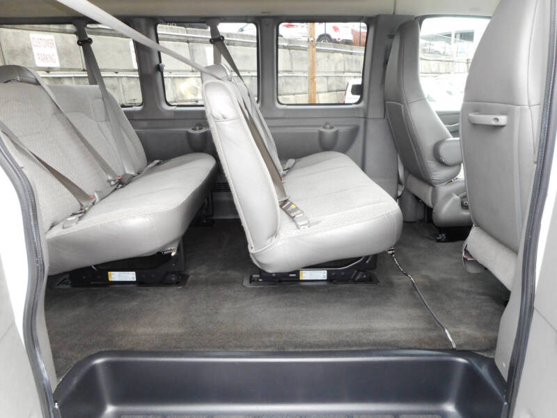 2016 Chevrolet Express LT 3500