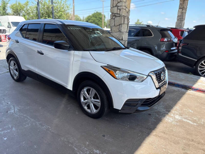 2020 Nissan Kicks S