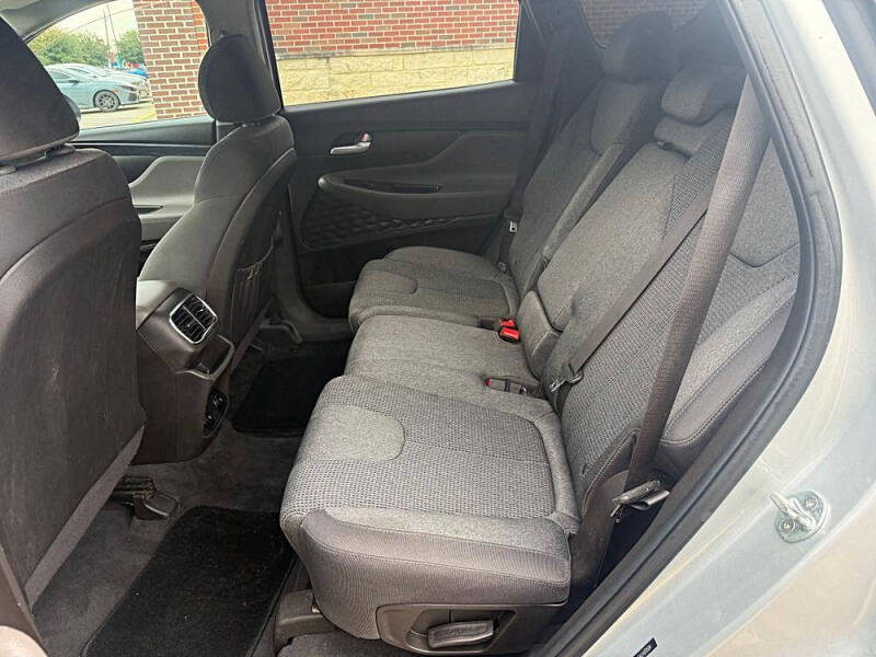 2020 Hyundai Santa Fe SE