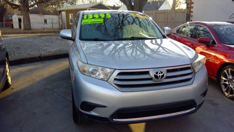 2013 Toyota Highlander for sale at Harrison Family Motors in Topeka KS