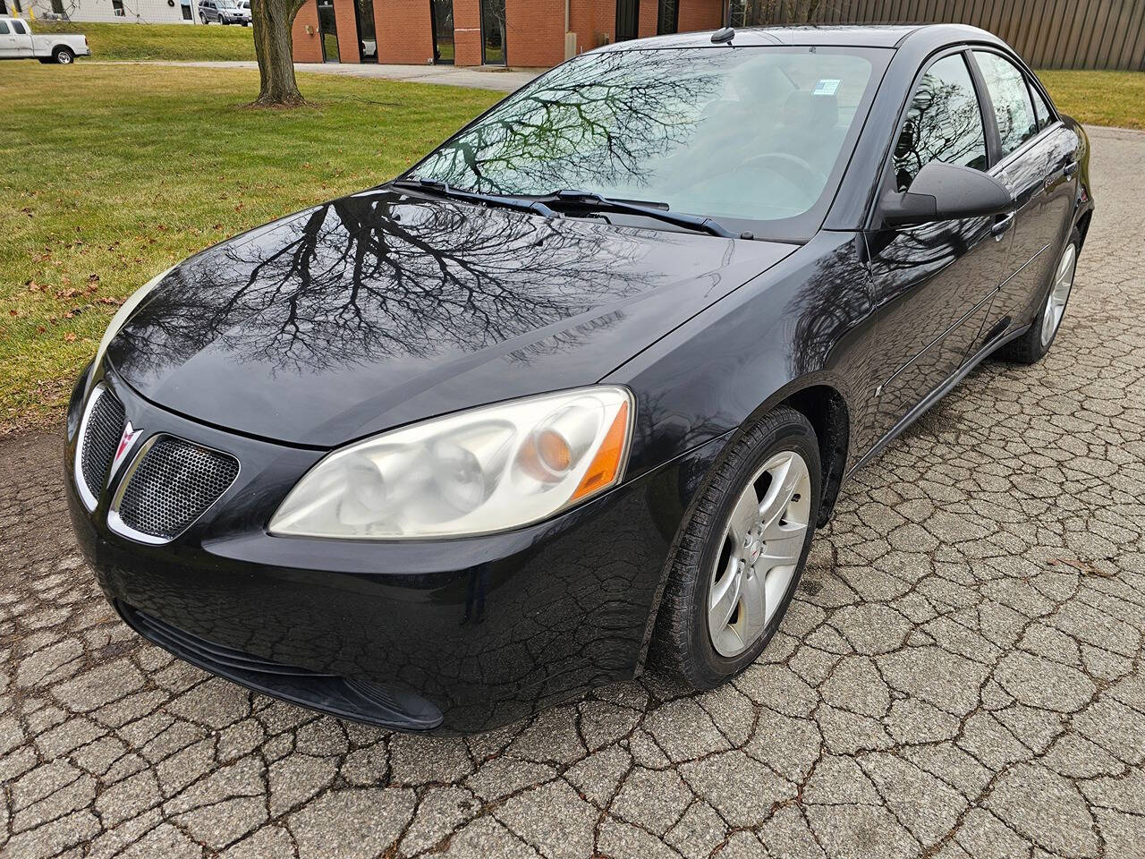 2008 Pontiac G6 for sale at WAGNER AUTO MART LLC in Ann Arbor, MI