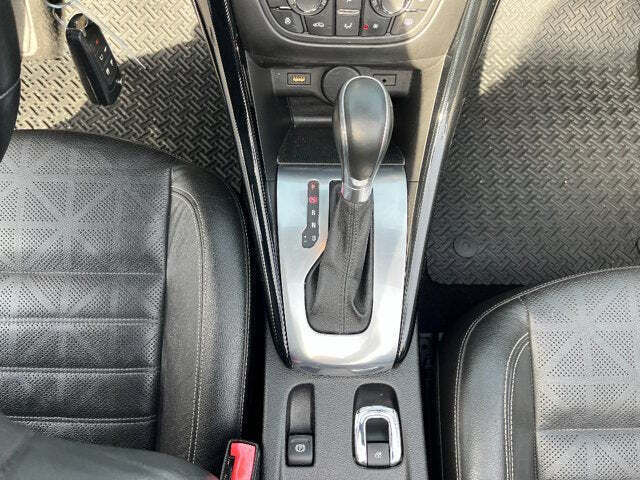 2016 Buick Cascada 25