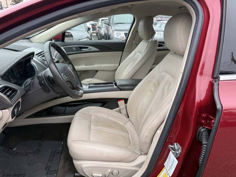 2017 Lincoln MKZ Select