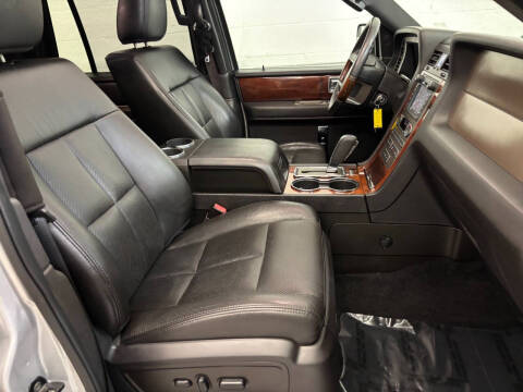 2012 Lincoln Navigator