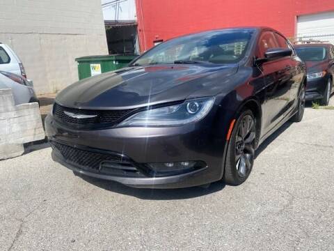 2015 Chrysler 200 for sale at Expo Motors LLC in Kansas City MO