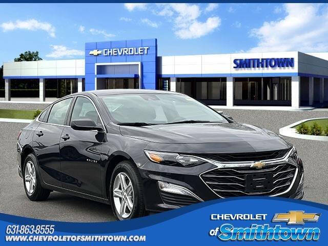 2023 Chevrolet Malibu for sale at CHEVROLET OF SMITHTOWN in Saint James NY