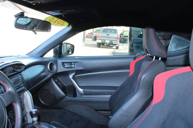 2013 Scion FR-S
