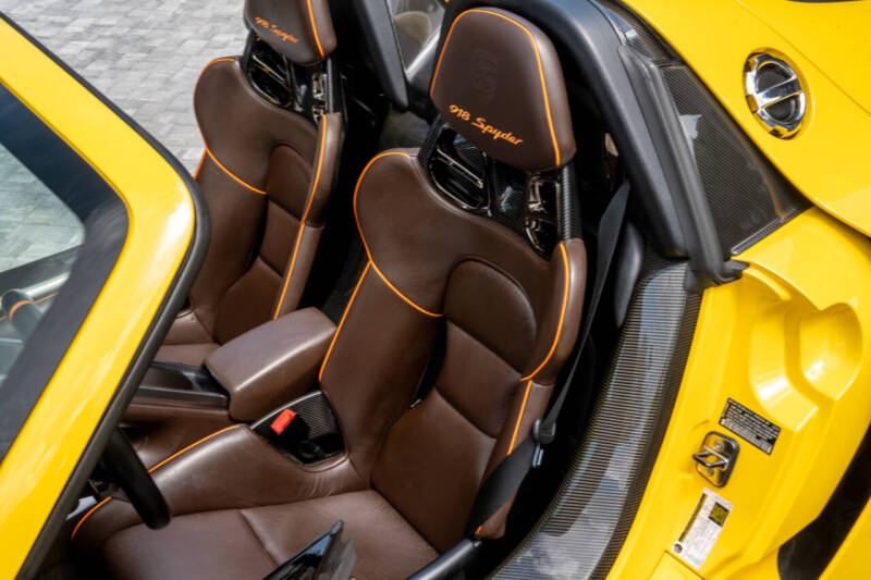 2015 Porsche 918 Spyder