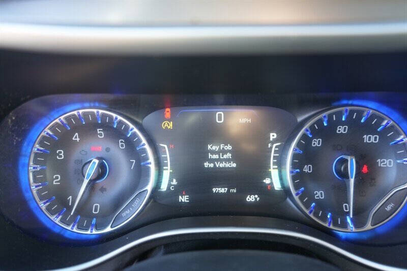 2021 Chrysler Pacifica Touring L