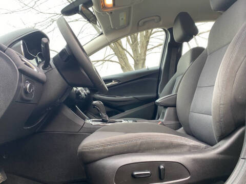 2018 Chevrolet Cruze LT Auto