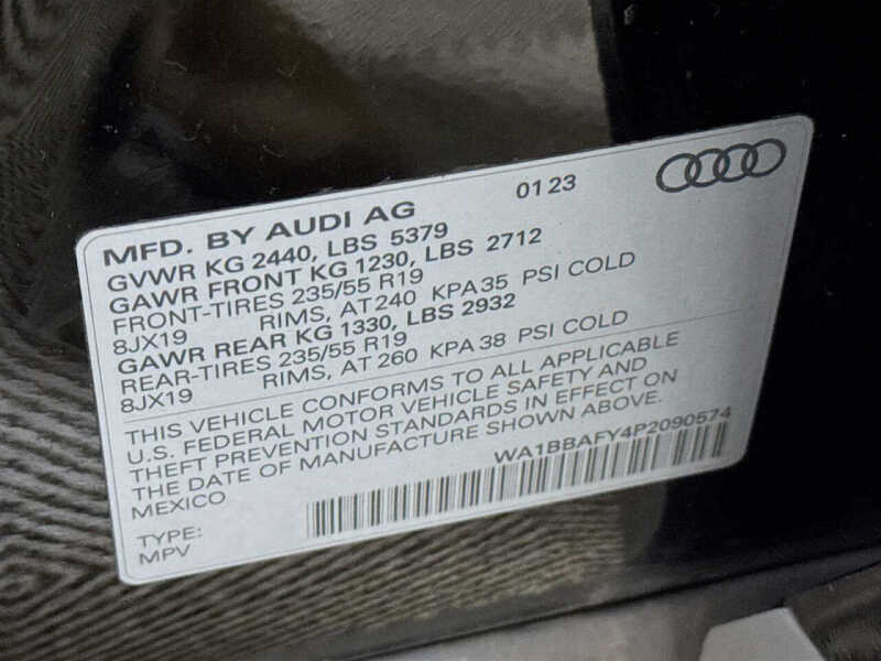 2023 Audi Q5 quattro Premium Plus 40 TFSI