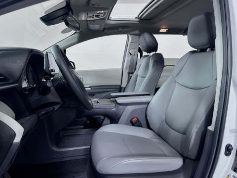 2024 Toyota Sienna XLE 7-Passenger