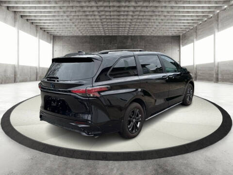 2024 Toyota Sienna XSE 7-Passenger